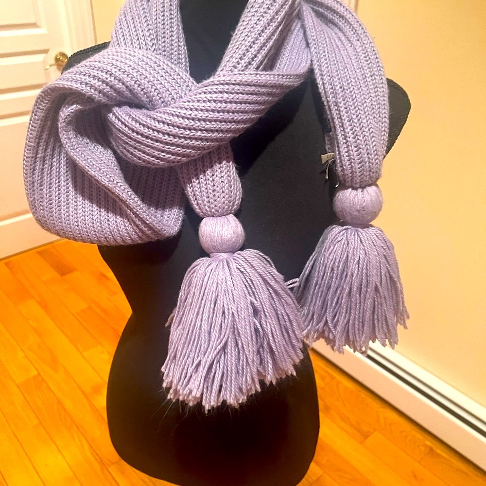 Gap Lavender Knit Scarf with Tassels